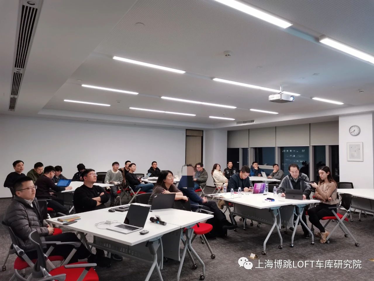 佳木斯杭州LOFT车库专题会